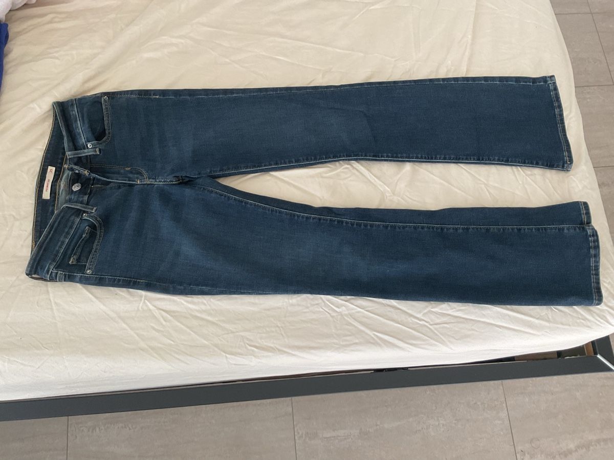 Jeans: Levi’s Damen Bootcut Jeans – Gebraucht aus Ottenbach von aks_wyt2