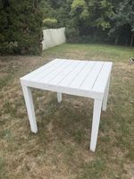 Gartentisch weiss 