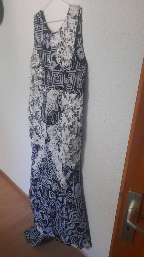Kleider: Robes longues pour mariage traditionnel – Gebraucht aus Romont FR von sarah062 1