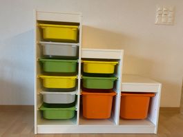 Ikea TROFAST Regal inkl. 10 Boxen