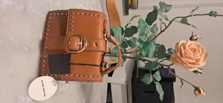 Handtasche