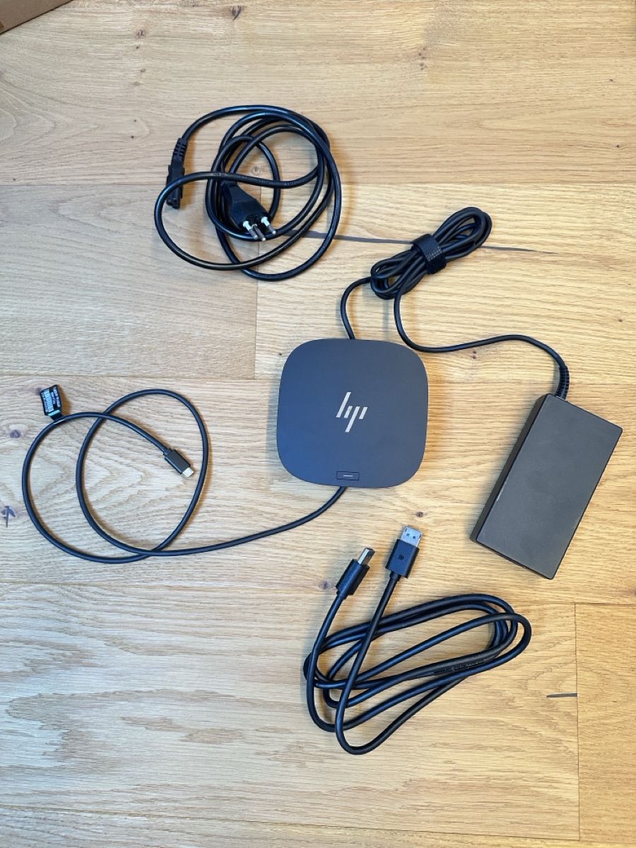 Docking station: HP Docking Station inkl. Netzteil und Kabel – D'occasion à Appenzell par Dwight8
