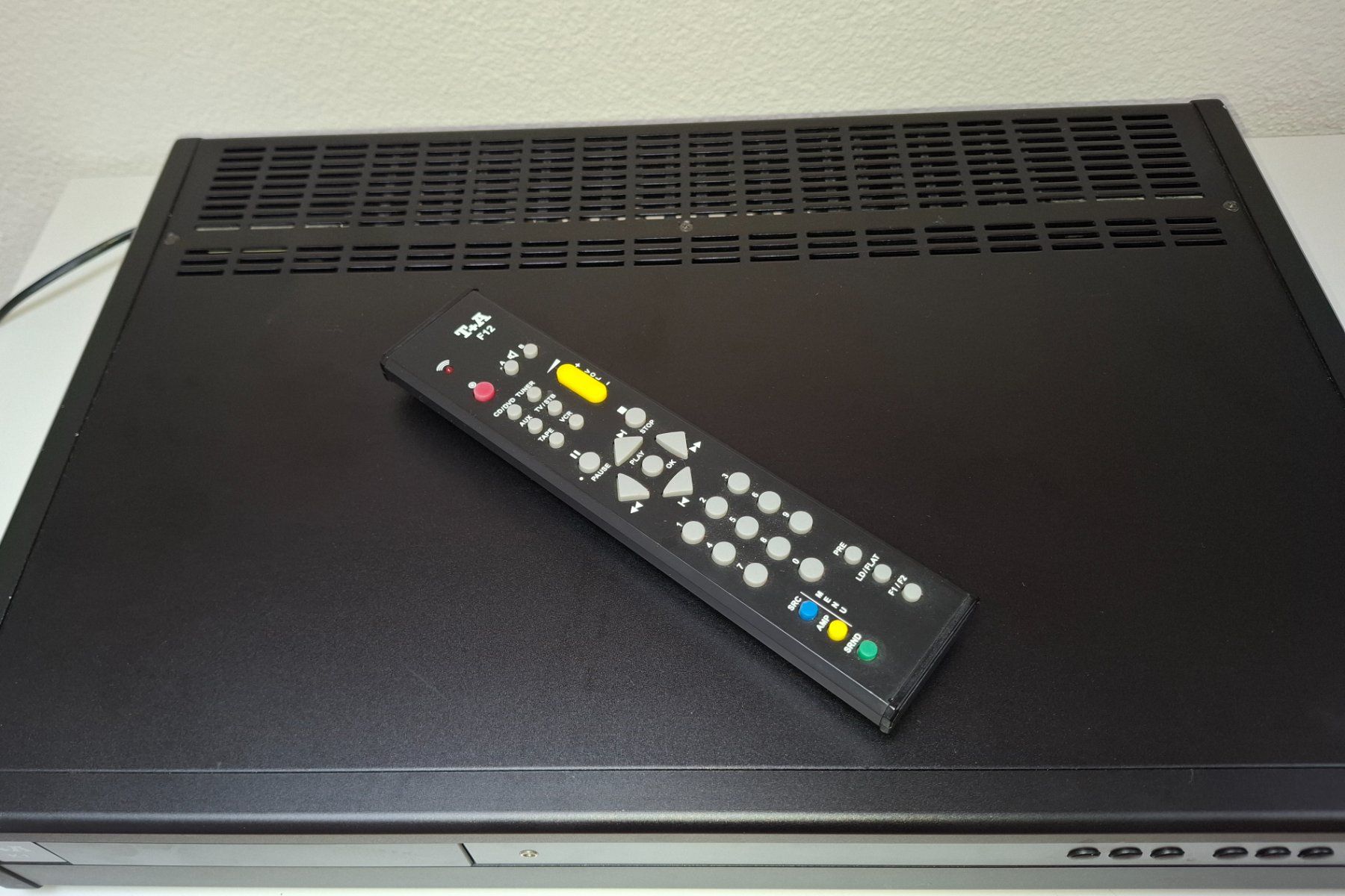 T+A Ricevitori: High End CD / DVD - Receiver T+A K1 – Usato da Dietwil venduto da dir_kwy5 4