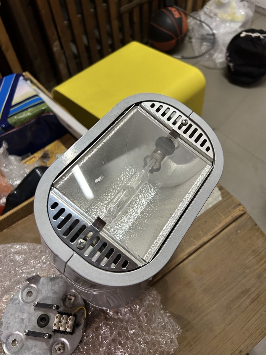 Artemide Lampade: ARTEMIDE Lampe - Restaurationsobjekt ab 1 CHF – Difettoso da Zürich venduto da MelanieBue 2