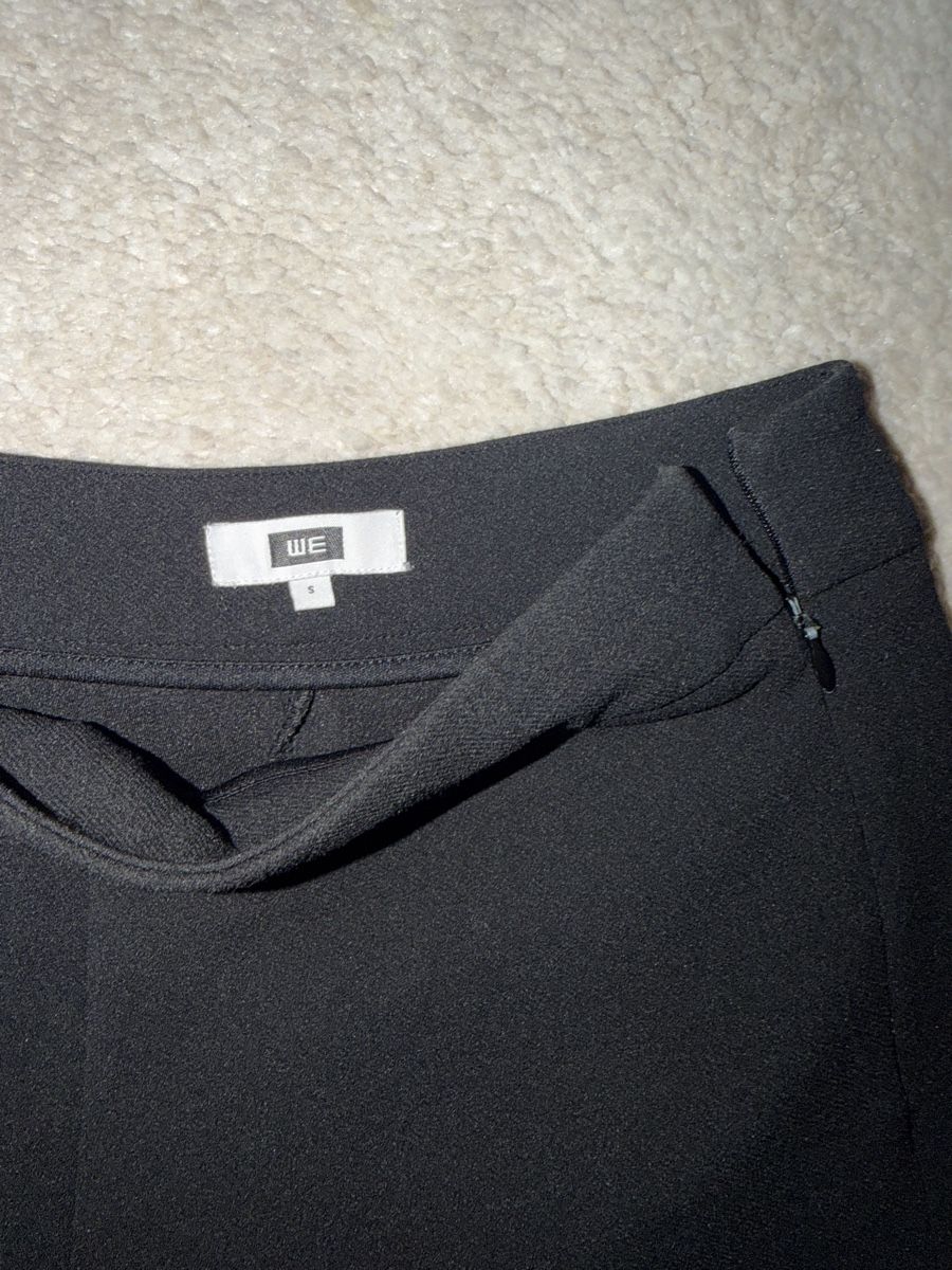 We Pantaloni: Schwarze Stoffhose WE – Usato da Niederuzwil venduto da Lisascloset 2