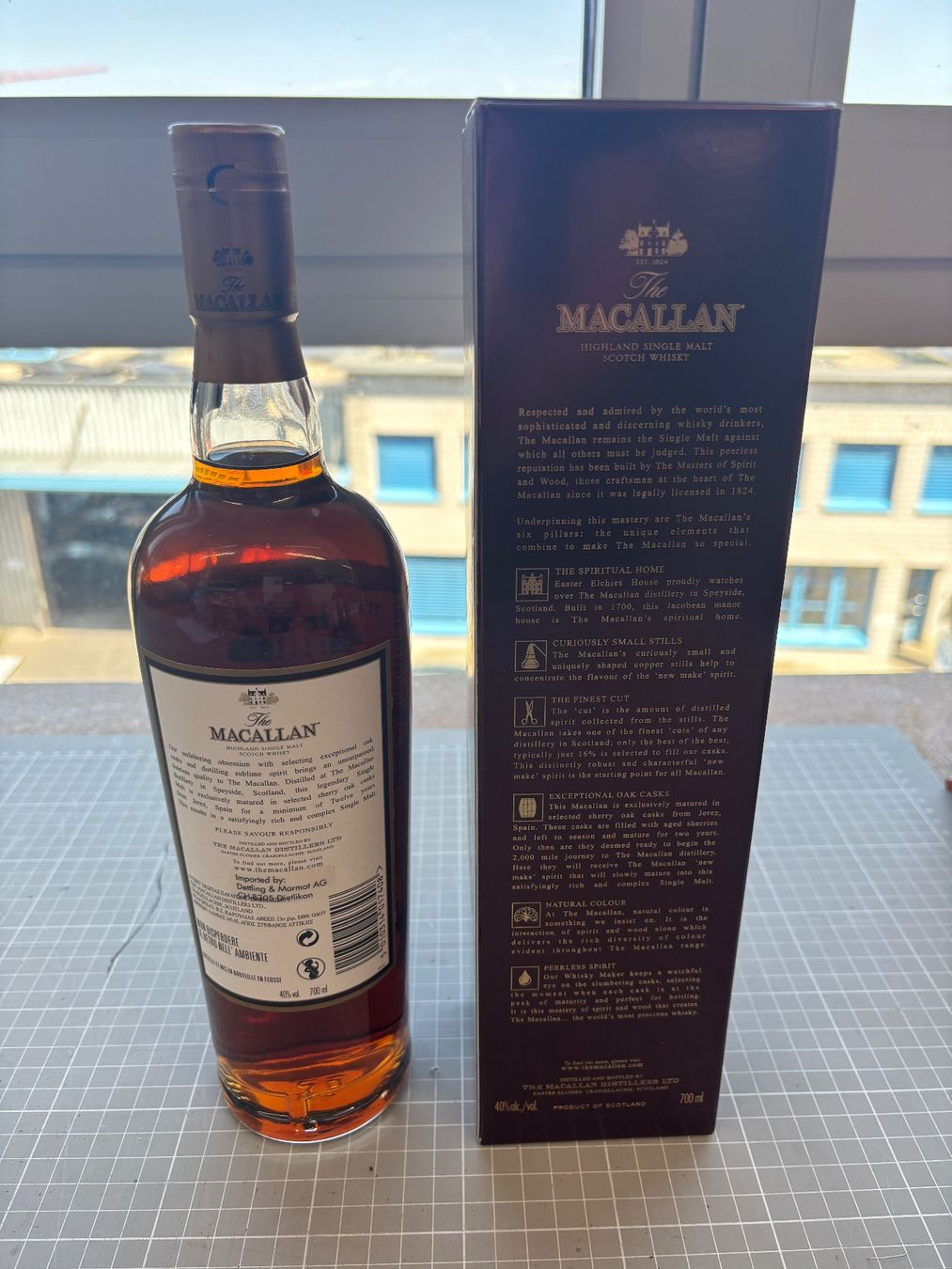 Macallan Spirituosen: Macallan 12y Old Label – Neu und originalverpackt aus Flawil von Pirar 1
