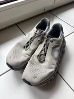 On Cloudmonster gris 43