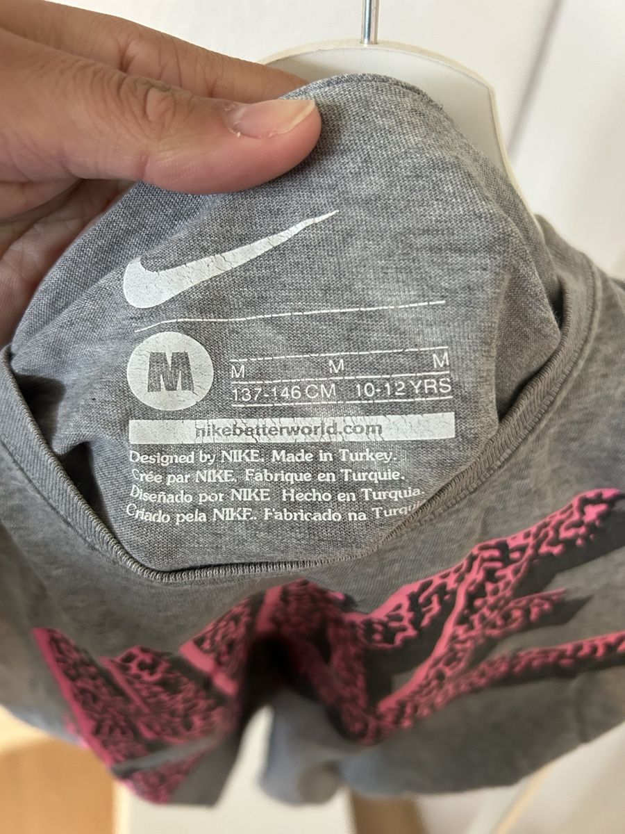 Nike Camicette, T-shirt & Top: Nike T-Shirt Grösse M – Usato da Niederhelfenschwil venduto da aur_ms6f 2