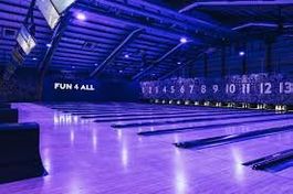1 Gutschein für eine Partie Bowling im Eat & Play in Sévaz
