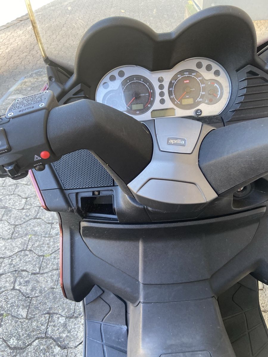 Aprilia Scooter: Aprilia Atlantik 500 – Usato da Frauenfeld venduto da lodola1961 3