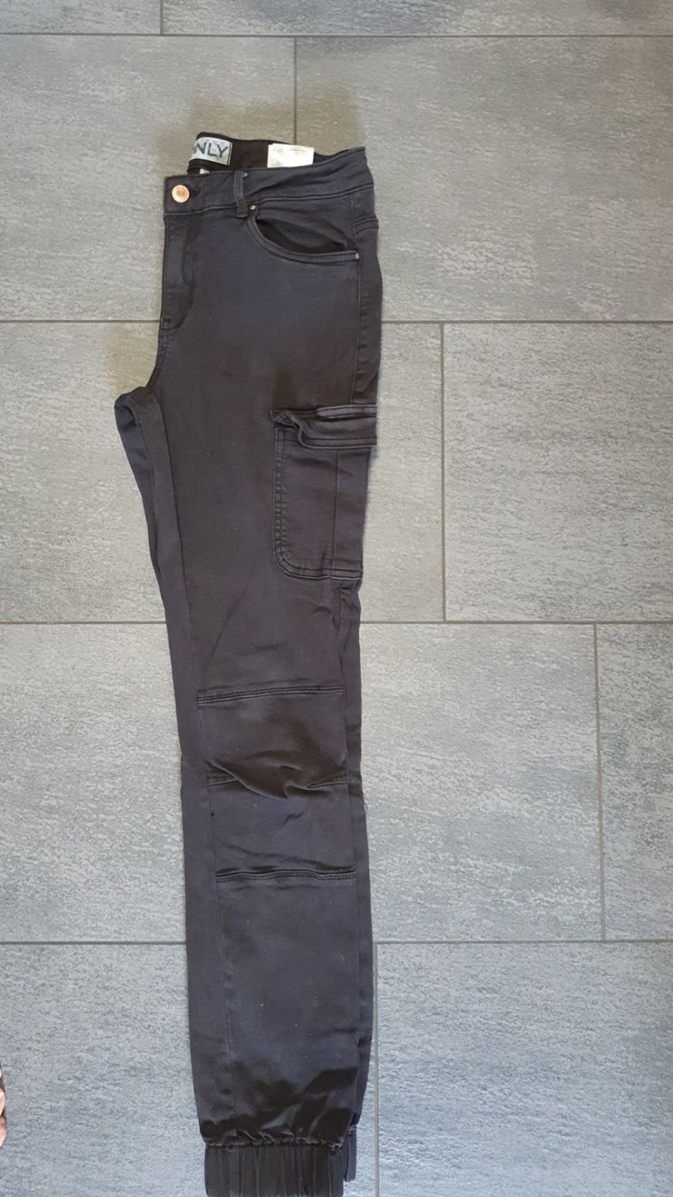 Only Pantaloni: Only Hosen – Nuovo (secondo la descrizione) da Herisau venduto da mar_29vq