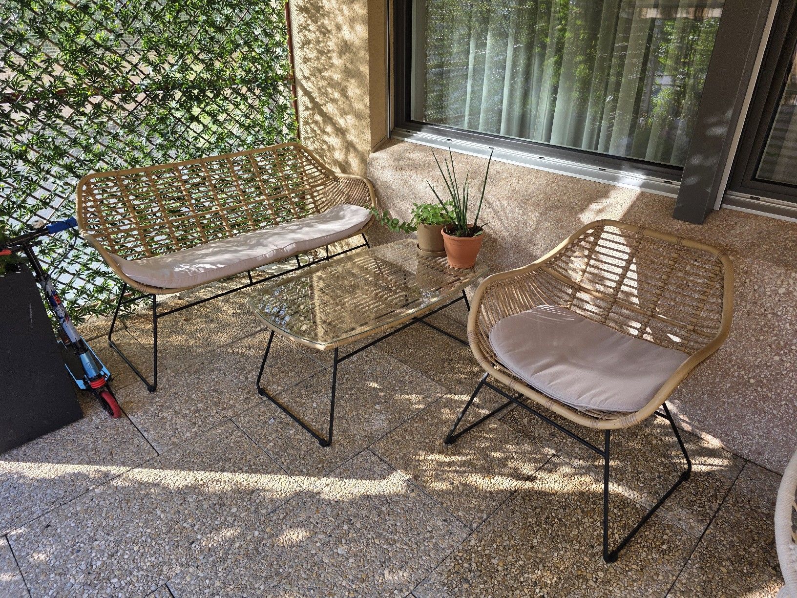 Sofas: Gartenlounge, Ratan Optik – Gebraucht aus Niederscherli von Pemela