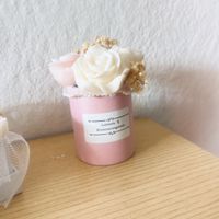 Handgemachtes Wachsblumen-Arrangement in rosa Geschenkbox | 