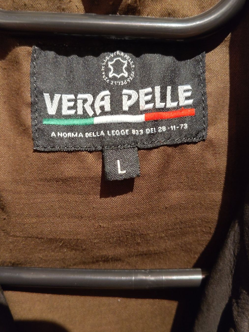 Vera Pelle Giacche: Lederjacke – Usato da Bern venduto da Linii 2