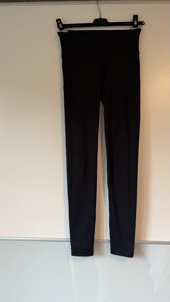 Under Armour Leggings: Under Armour leggings – D'occasion à Kloten par S_m00 1