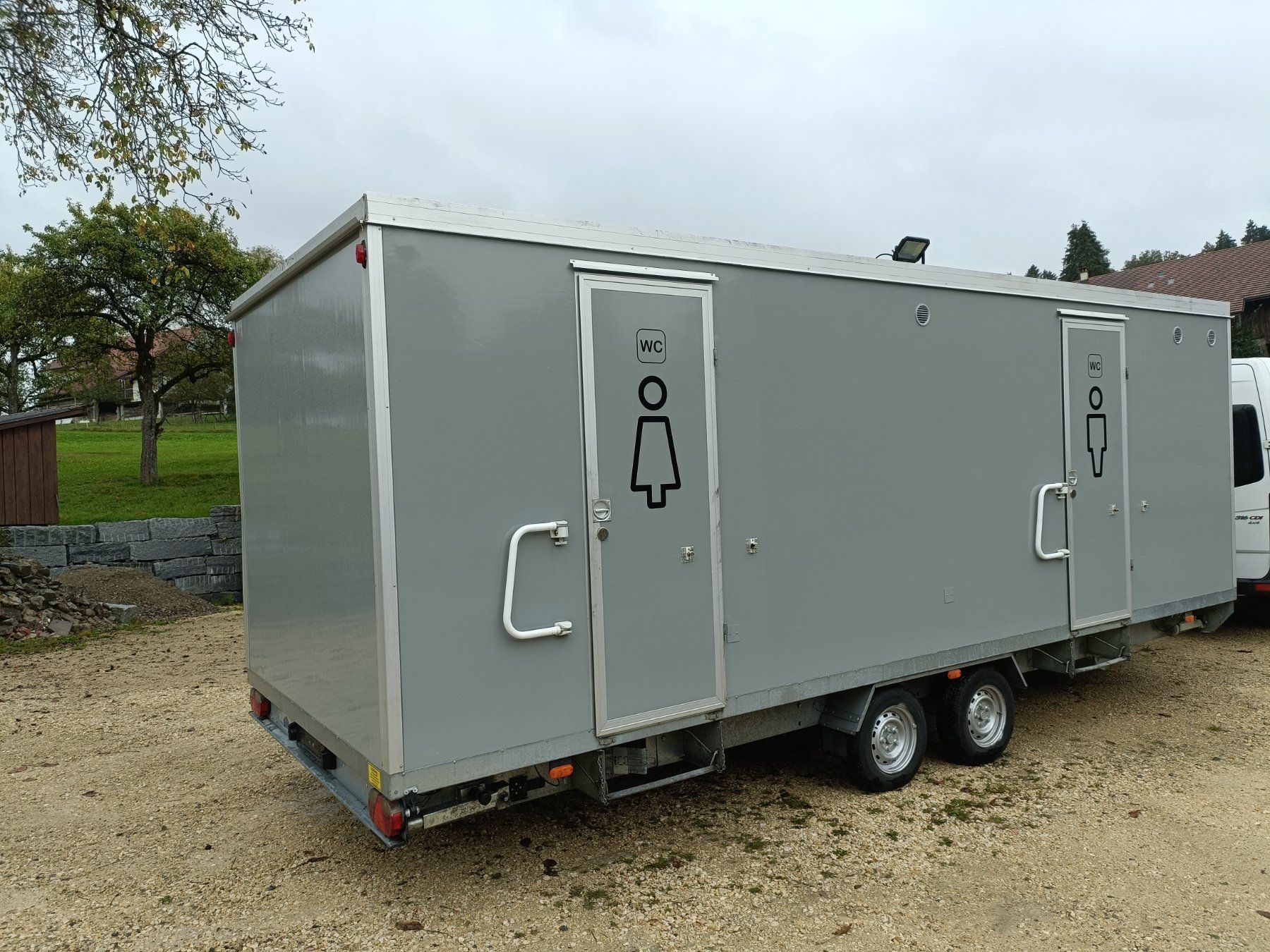 WC: WC-Wagen mieten – Gebraucht aus Winterthur von Chrigel227 1