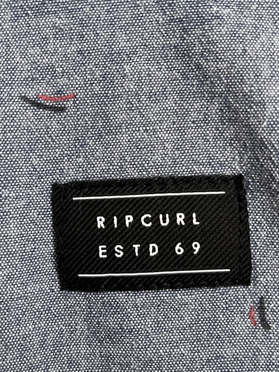Rip Curl Camicie: Herren Langarmhemd Rip Curl gemustert blau Grösse L – Usato da Zürich venduto da Kleanthy 3