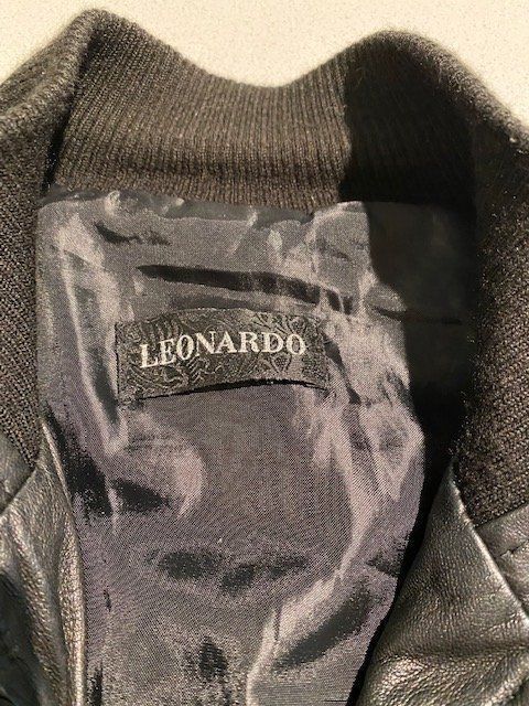 Giacche: LEDERJACKE LEONARDO GRÖSSE S ECHTLEDER – Usato da Stansstad venduto da Teilnehmer1 3
