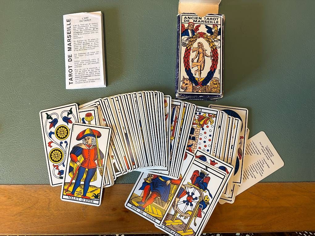 Giochi: Deux jeux de cartes de Tarot – Usato da Genève venduto da Johnny345 2