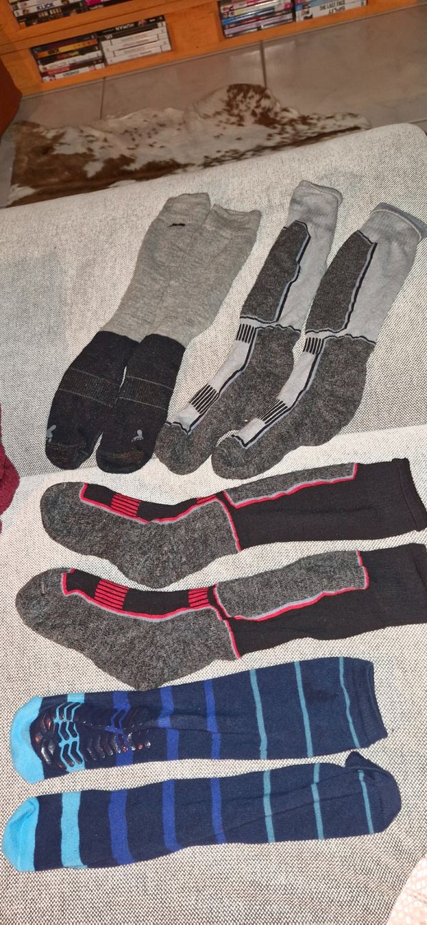 Rohner Calze: Ski-/Rutschsocken – Usato da Zell ZH venduto da Eva-Jana