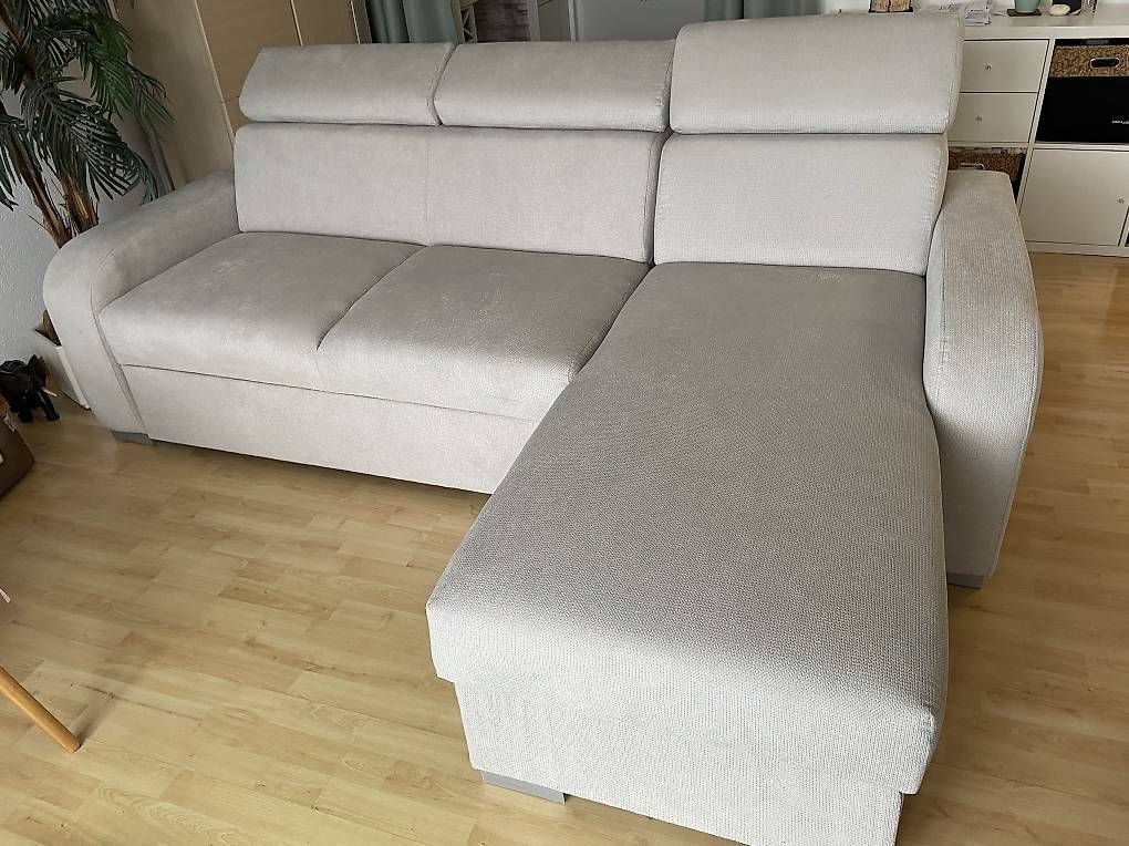 Brandneues Ecksofa mit Schlaffunktion zum halben Preis (Gebraucht) in Unterägeri für CHF 390 – nur Abholung auf Ricardo kaufen