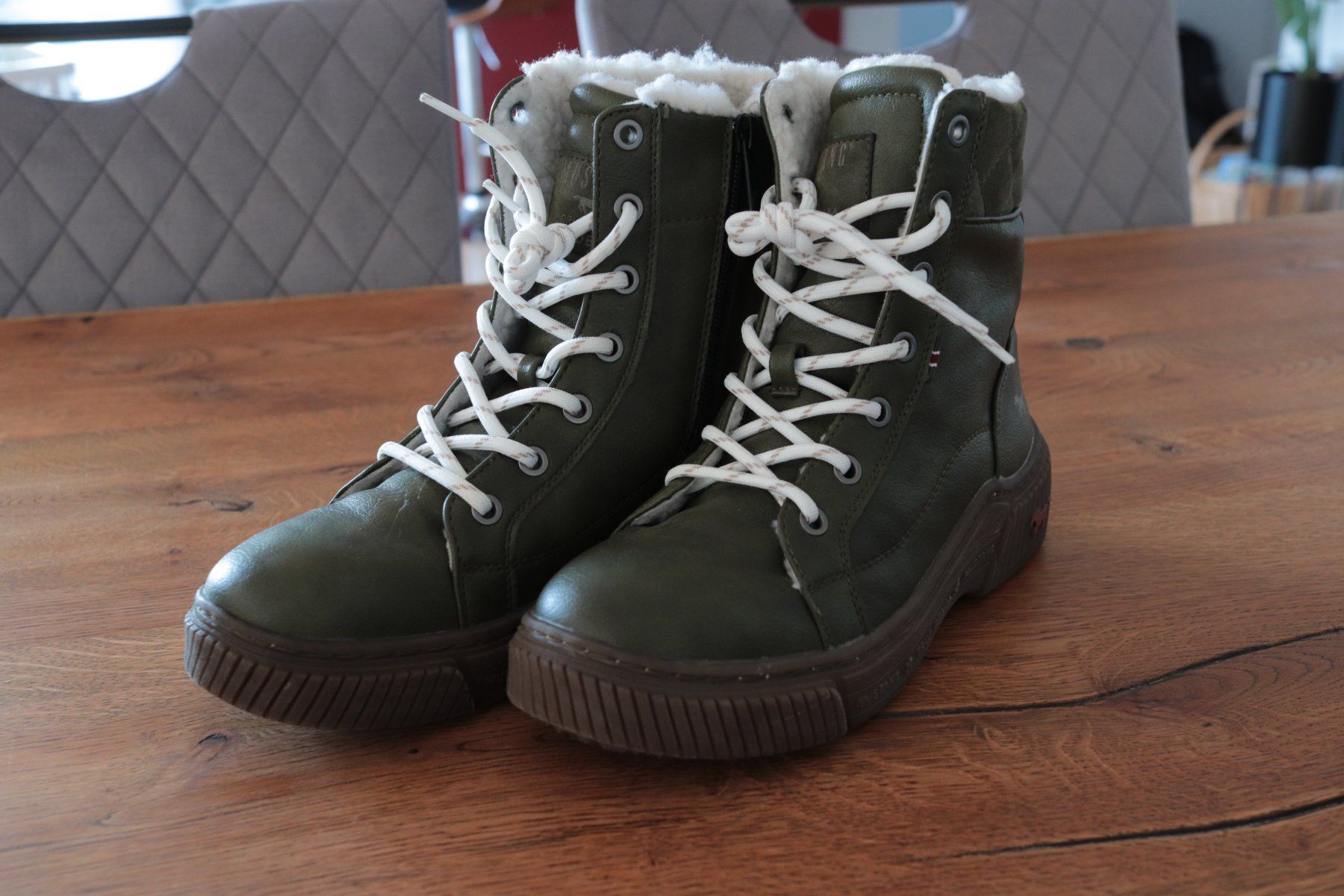 Mustang Scarpe da donna: Neue Mustang Schuhe Gr. 37 – Nuovo (secondo la descrizione) da Ruswil venduto da deb_w5rv 1