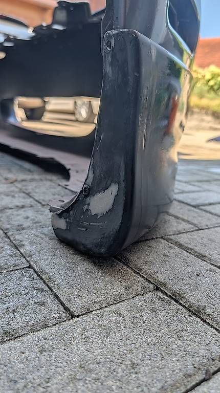 Tutti pezzi di ricambio auto: Frontschürze Set Mazdaspeed-Optik MX-5 NBFL, silber met. – Usato da Menznau venduto da Zwie 1