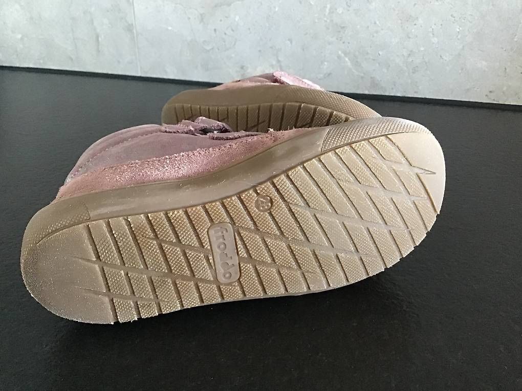 Froddo Chaussures filles: Boots en cuir – D'occasion à Neuchâtel par sta_7qfy 1