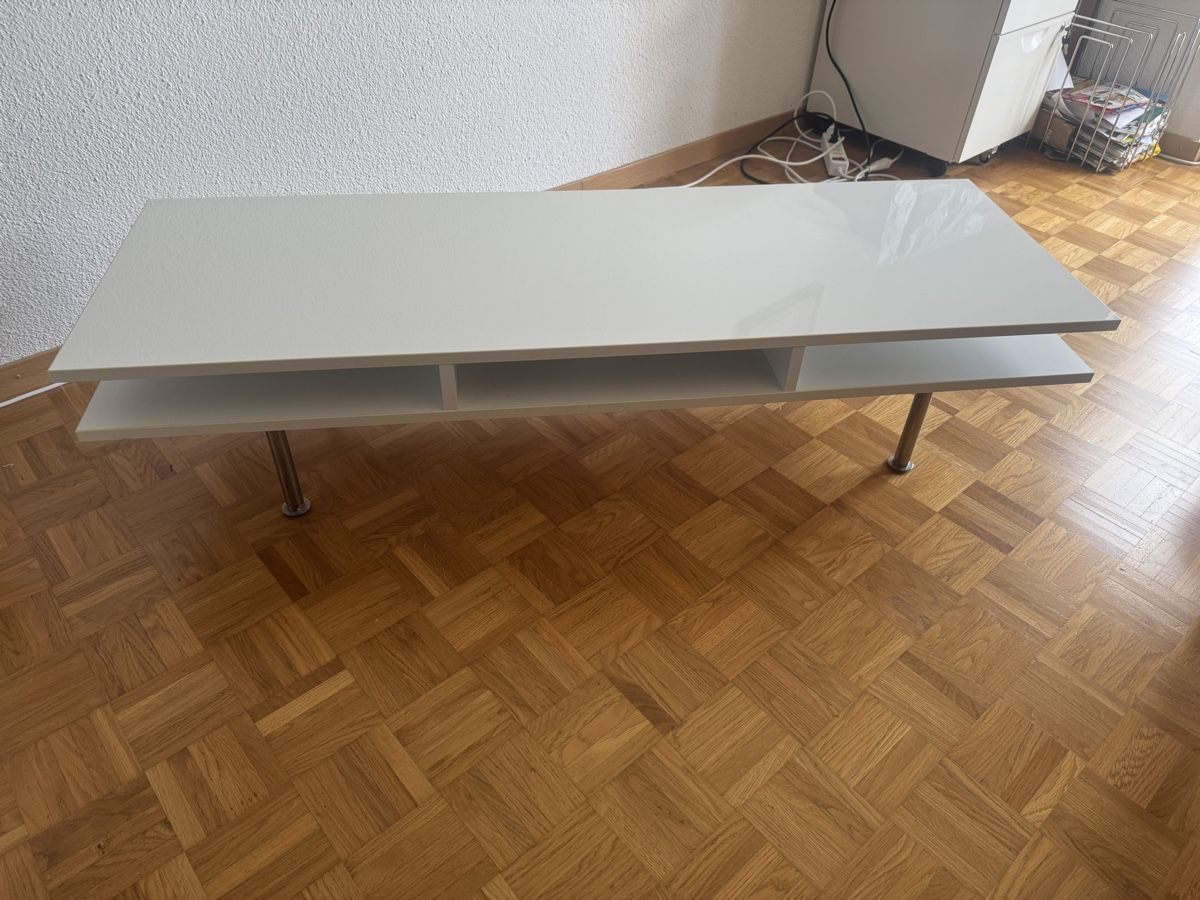 TV Möbel: TV Möbel – Gebraucht aus Staufen von Delenio 1