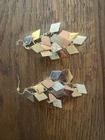 Modische Ohrringe mit Rautenmuster in Gold und Silber!