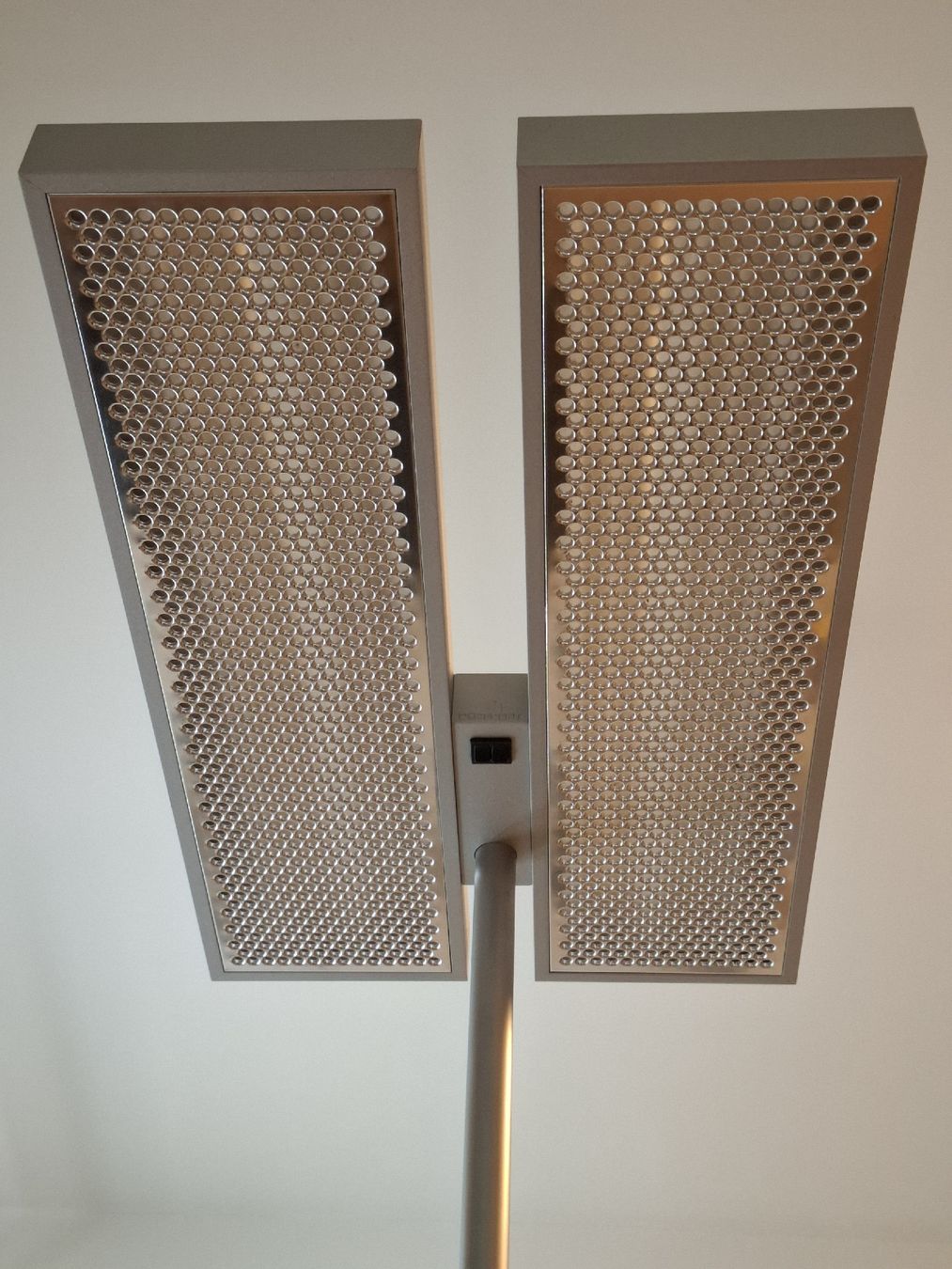 Regent Lampade: Stehleuchte Ständerlampe Regent silber 186cm – Usato da Horw venduto da Supervannie 1