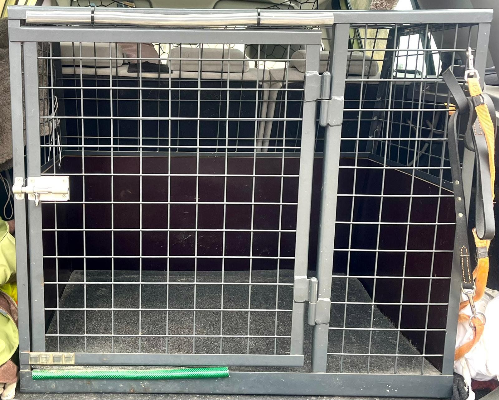 Meiko Gabbie, trasporto & Sicurezza: Hundebox massiv – Usato da Flurlingen venduto da Mewtu 1