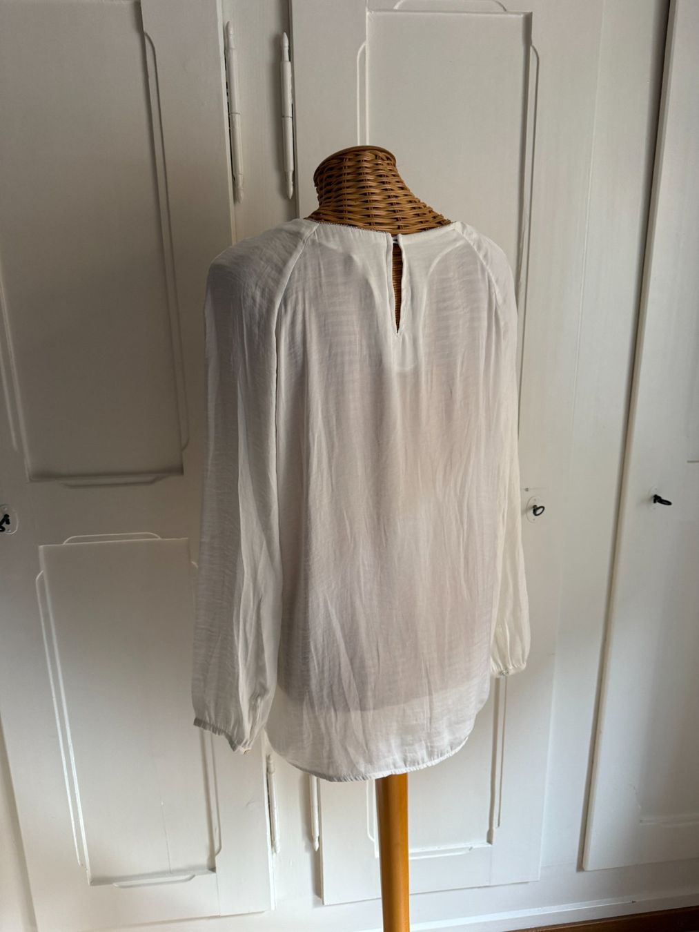 Esprit Camicette: ESPRIT - Bluse weiss fliessend M – Usato da Zürich venduto da Diazaio 3