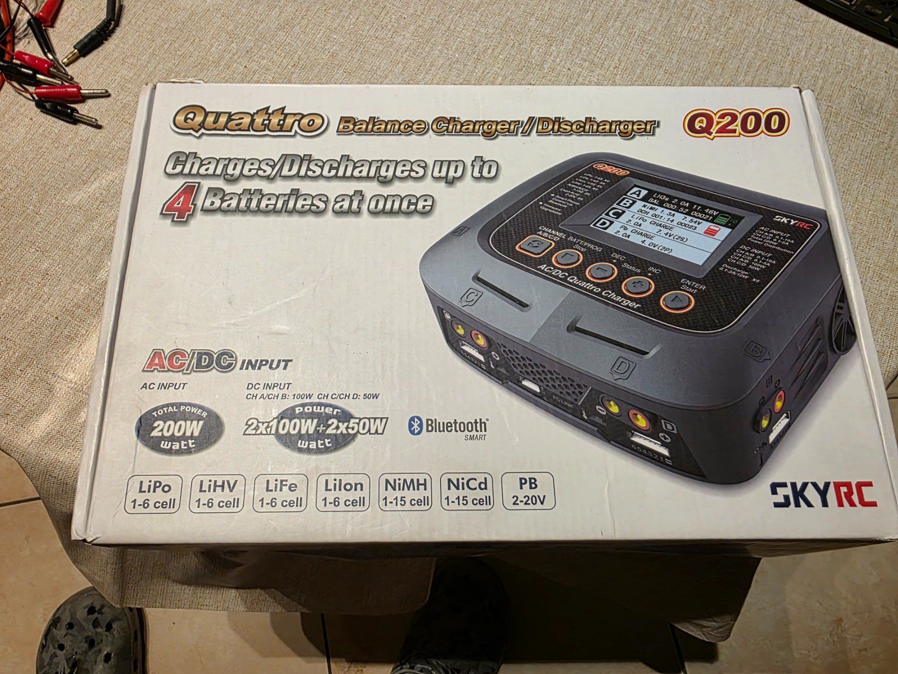 Modellismo RC: Chargeur SKYRC Q200 Quatro – Nuovo e nell'imballaggio originale da Vouvry venduto da mod_57mh