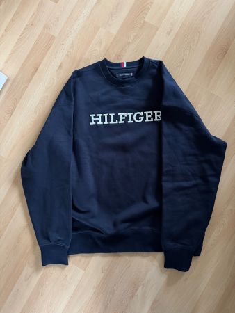 Tommy Hilfiger Pulli Grösse M NEU