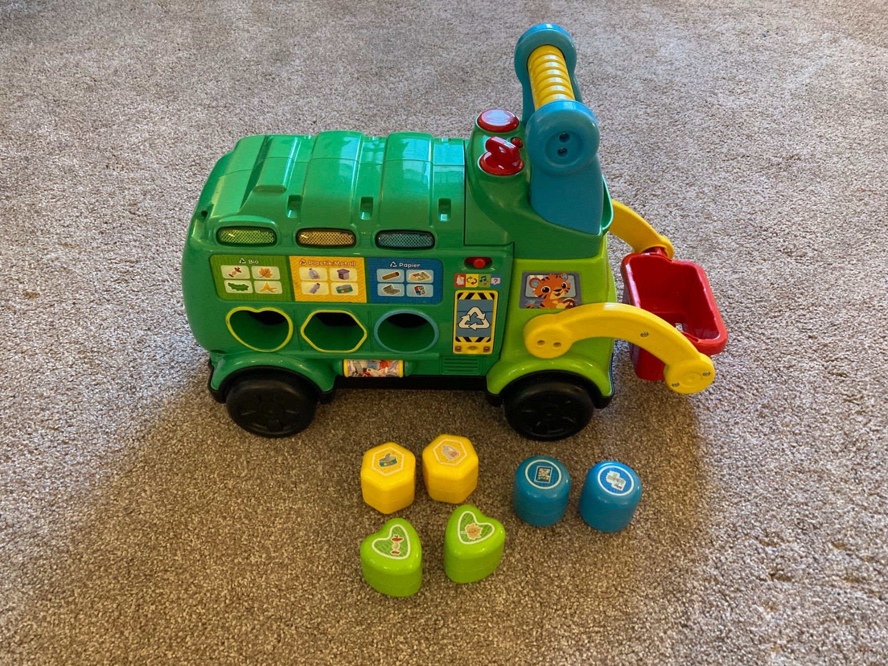 Vtech Giocattoli: Müllwagen mit Ton – Usato da Grüt (Gossau ZH) venduto da javelin00