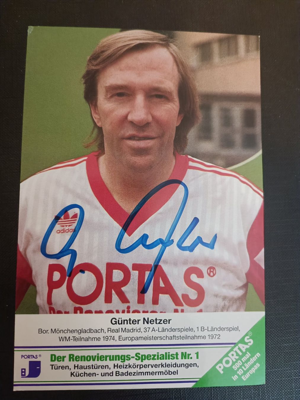 Autografi: Günter Netzer - Weltmeister 1974 – Usato da Menziken venduto da Artographs