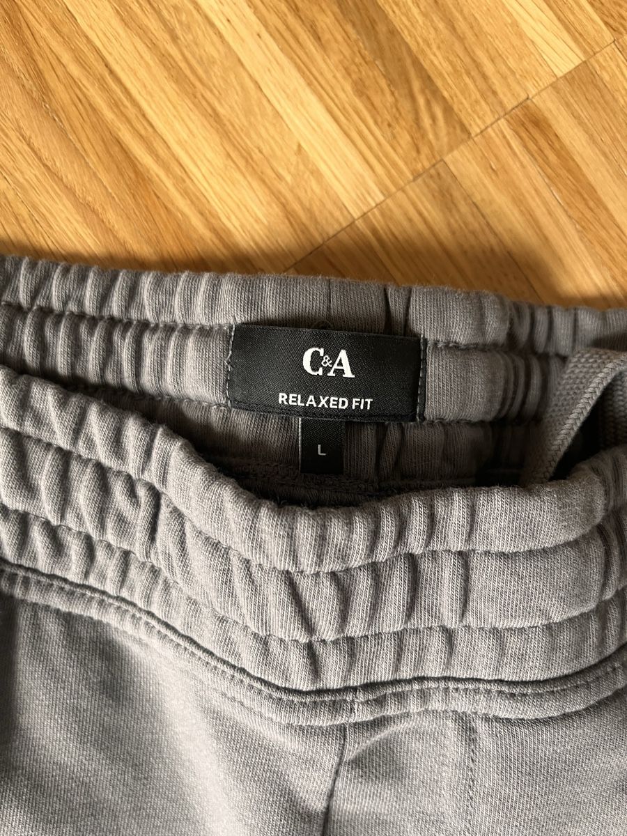 C&A Hosen: C&A / Jogginghose / Trainerhose / Relaxed Fit / L – Neu (gemäss Beschreibung) aus Kloten von fifferlotti 3