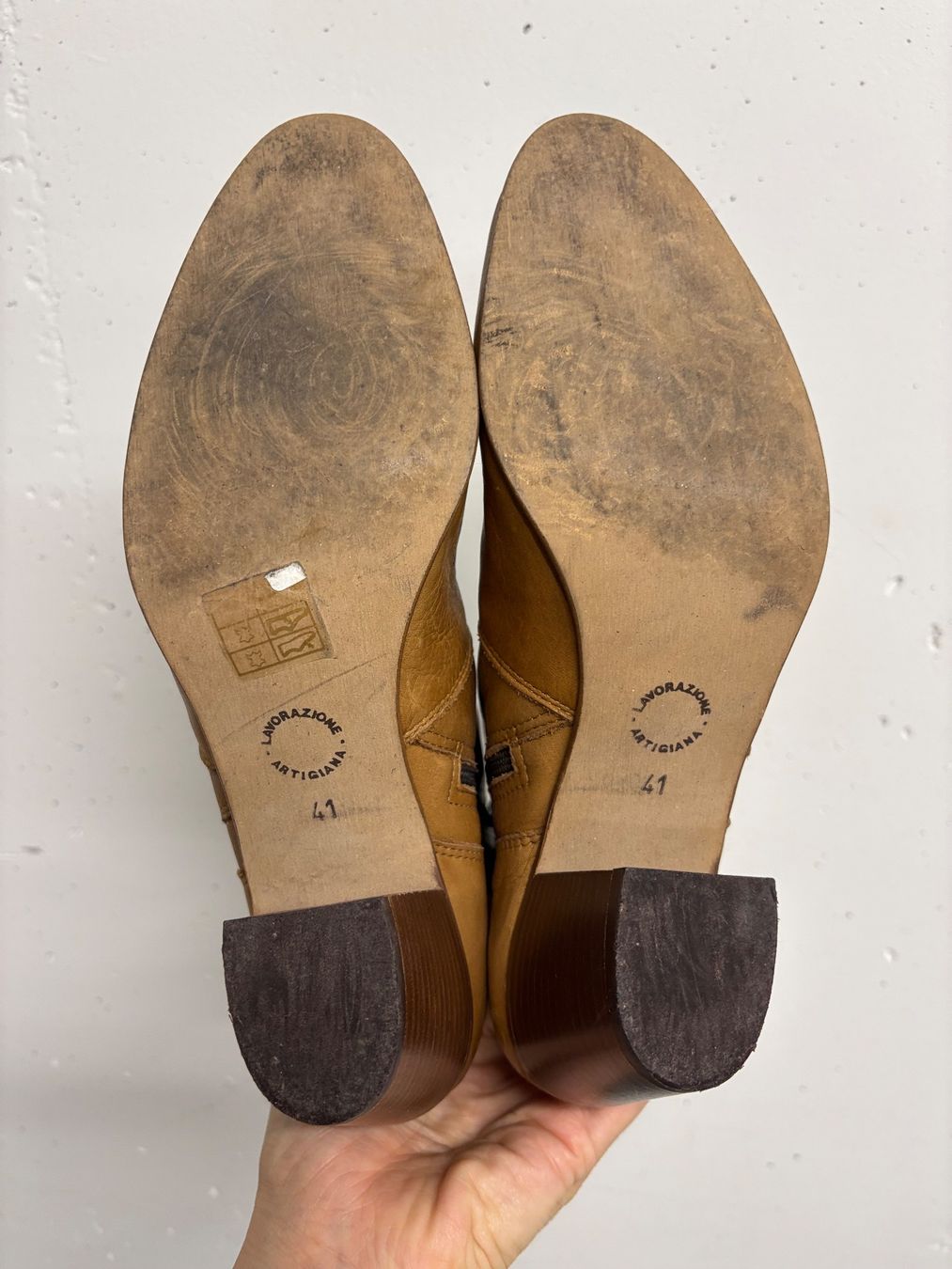 Bugatti Scarpe da donna: Bugatti Braune Lederstiefeletten Gr. 41 – Usato da Regensdorf venduto da secondchancefashion 5