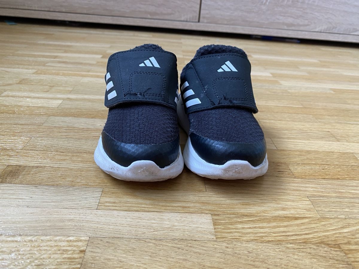 Adidas Scarpe per ragazzi: Kinder Schuhe Gr:23 / Schuhe Gr: 23 – Usato da Studen BE venduto da par_f69n 2