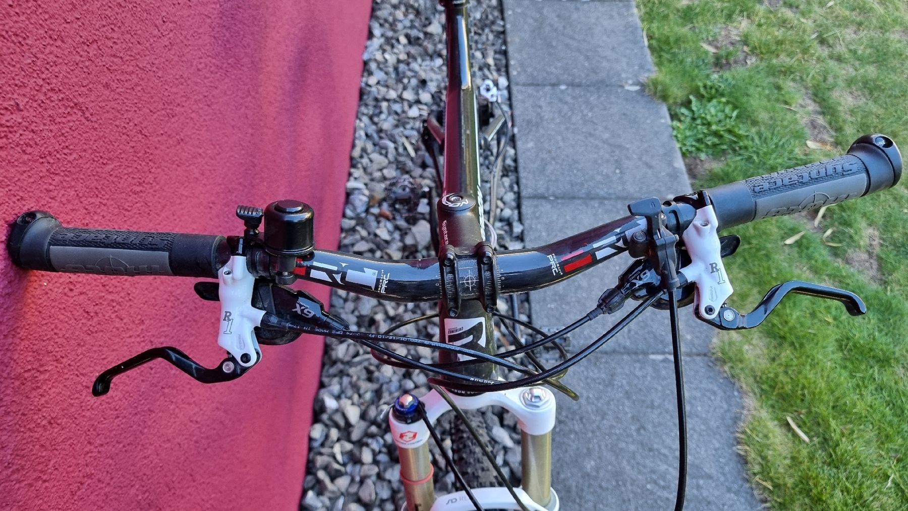 Radon Velos: Radon Carbon Fully MTB – Gebraucht aus Rothrist von RWYM 1