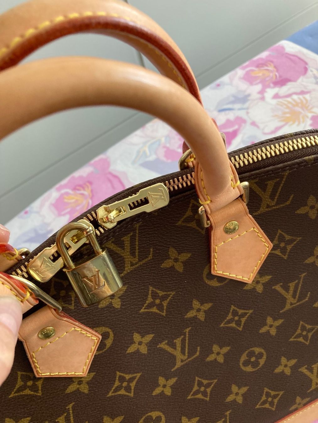 Louis Vuitton Borse da donna: Handtasche Louis Vuitton, Modell ALMA – Usato da glattfelden venduto da carlo046 1