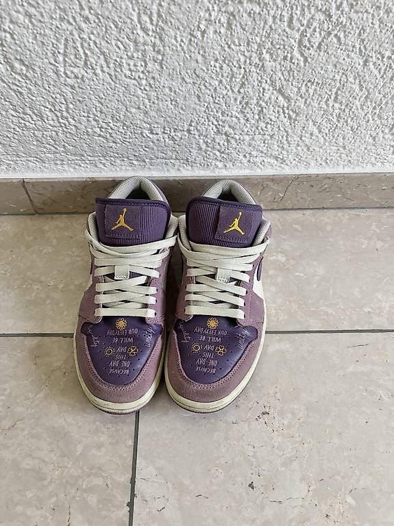 Jordan Scarpe da donna: Jordan 1 – Usato da schaan venduto da alb_s2qh 1