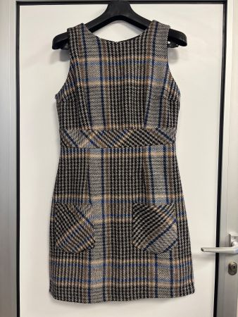 Warmes karriertes Kleid - Gr. 40