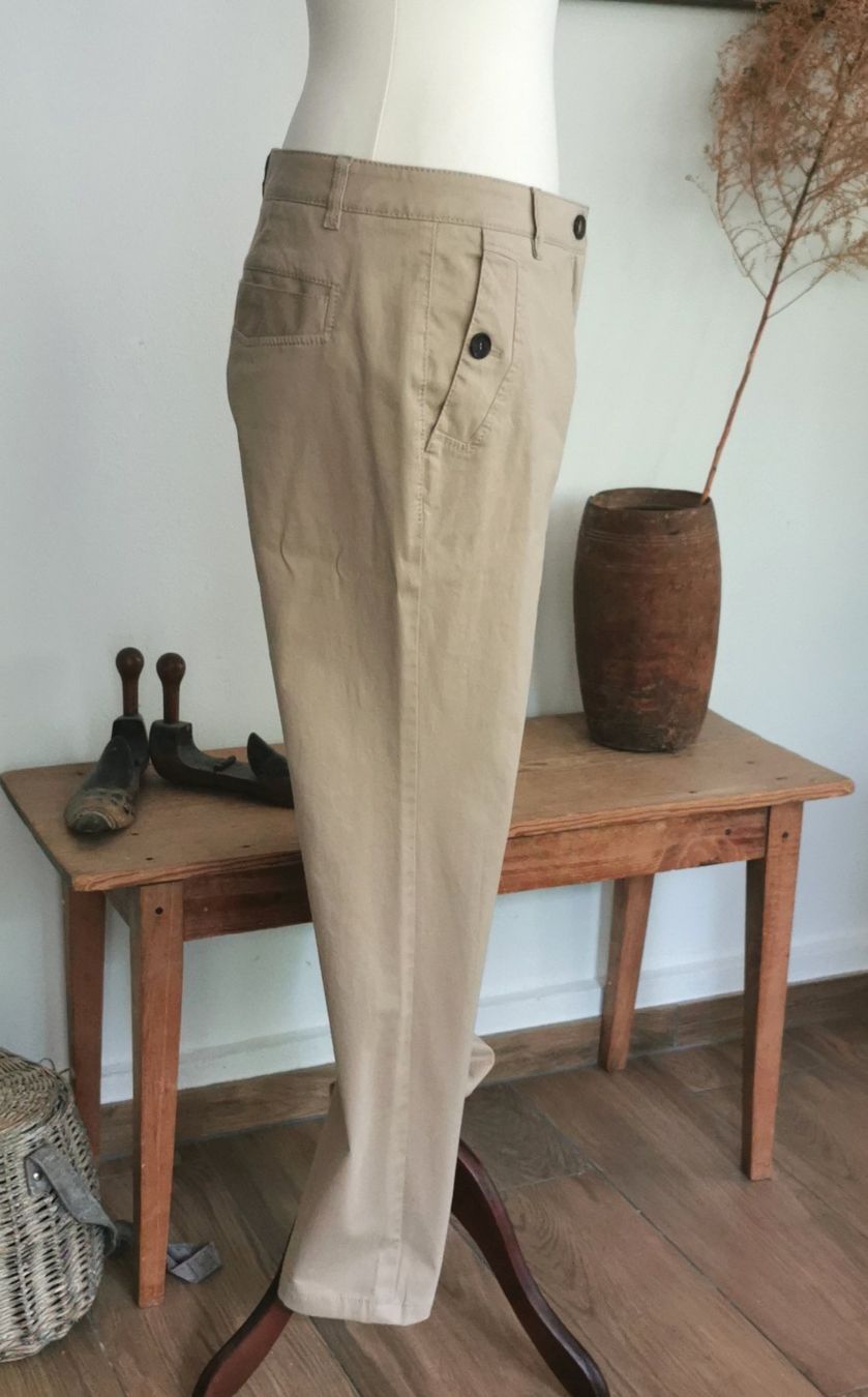 Marc Cain Pantaloni: Marccain Chinohose Gr.4 L – Usato da gachnang venduto da tibus1 1