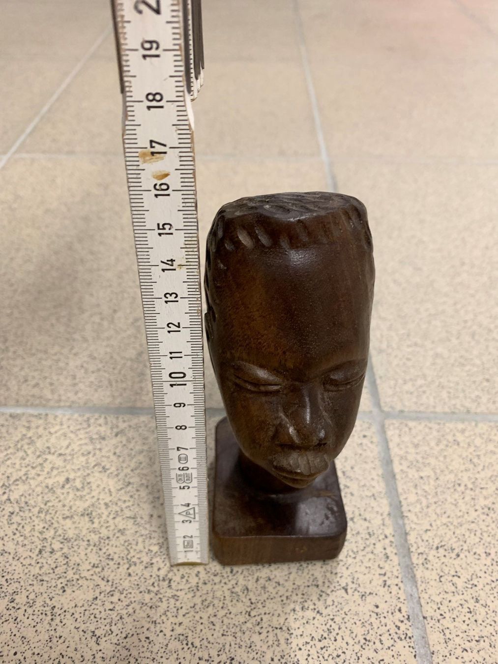 Statuette: Holzschnitz Figur – Usato da Biberist venduto da swiss-made 3