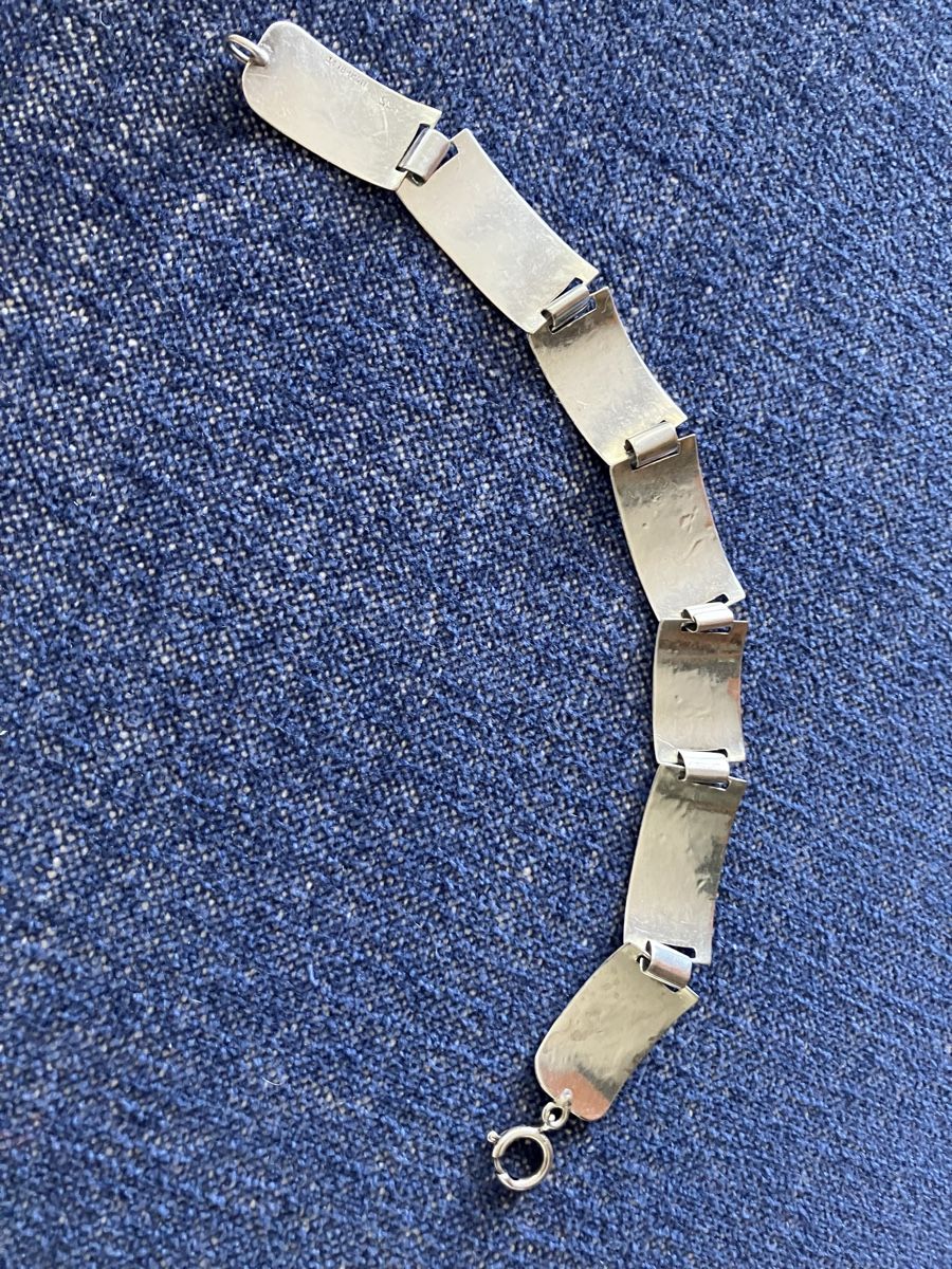 Bracciali & Braccialetti: Antikes Silberarmband mit Glückssymbolen – Usato da Düdingen venduto da Kalalua 4