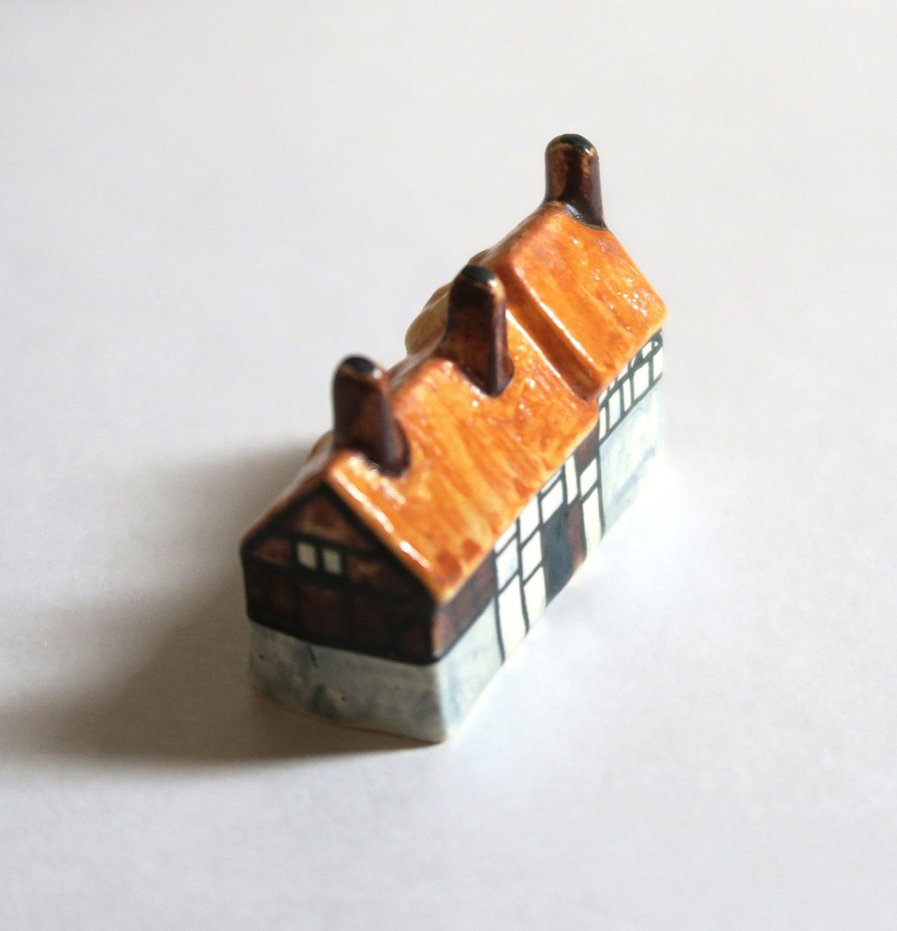 Figurines: Keramik Figur Haus – D'occasion à Brittnau par marlenestone 3