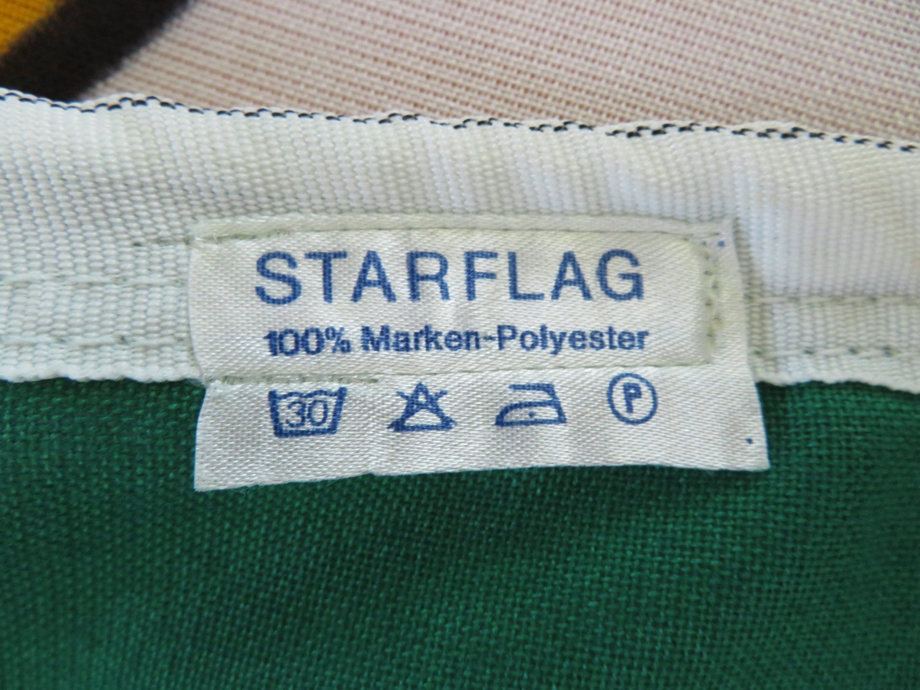 Fahnen: Drapeau Vaud 150x150cm (neuf) – Neu (gemäss Beschreibung) aus Eysins von zur_7j5l 2