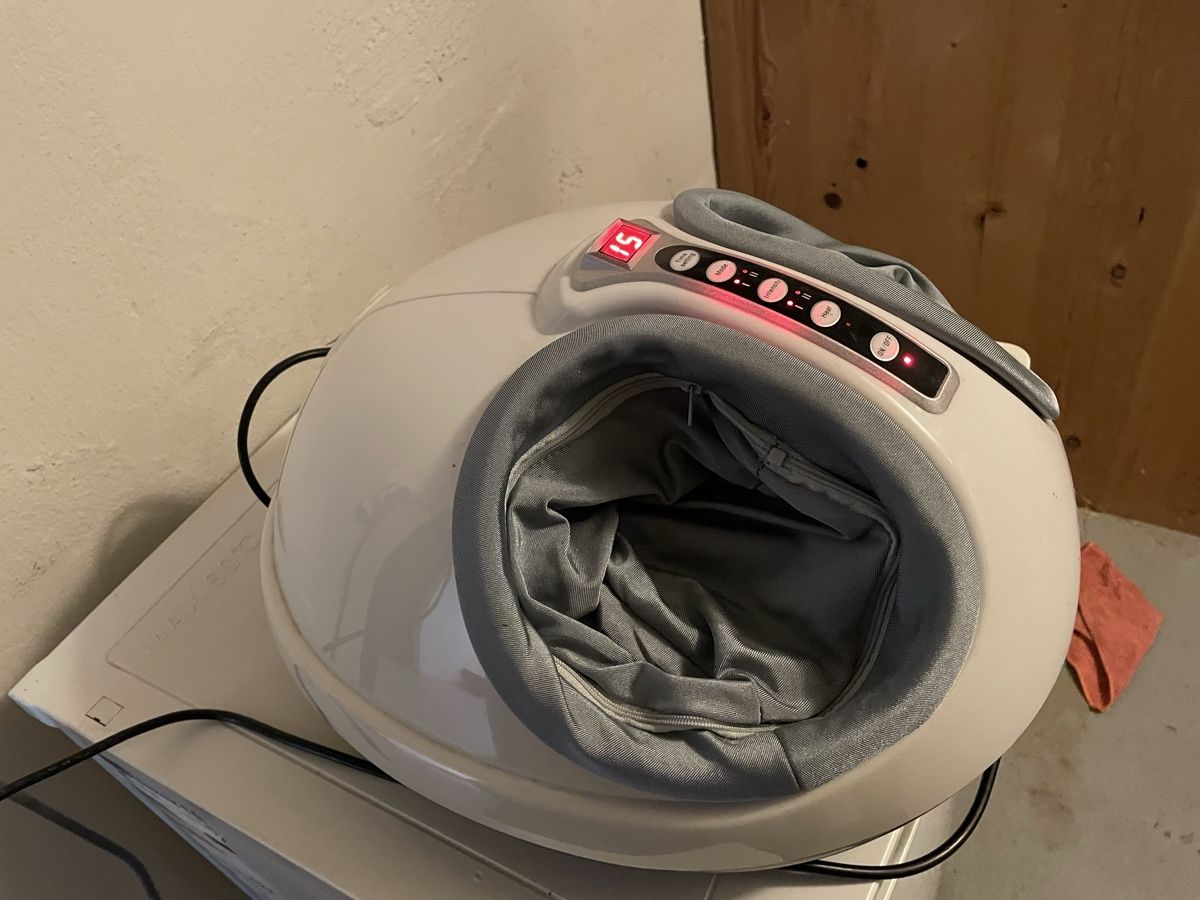 Dispositivi per massaggi: Fussmassagemaschine – Usato da Gampelen venduto da Joeggi72 1